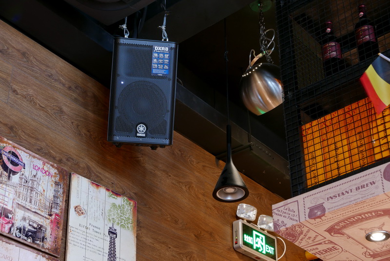 OLA 酒吧及餐厅——OLA 酒吧及餐厅与旋乐吧MG+DXR扩声系统