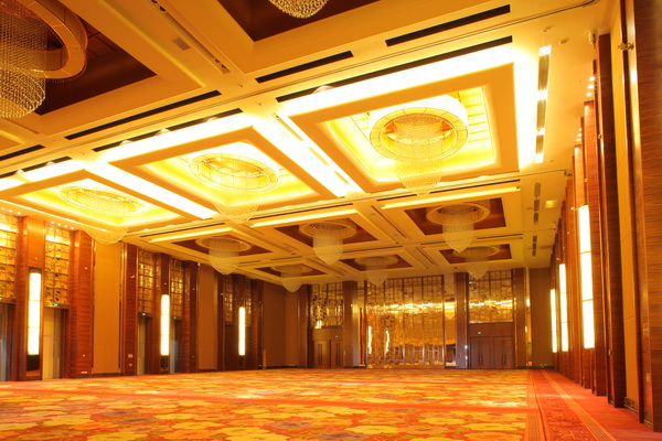 海南国际会展中心 ——基于全套旋乐吧专业音频解决方案的大型扩声系统工程